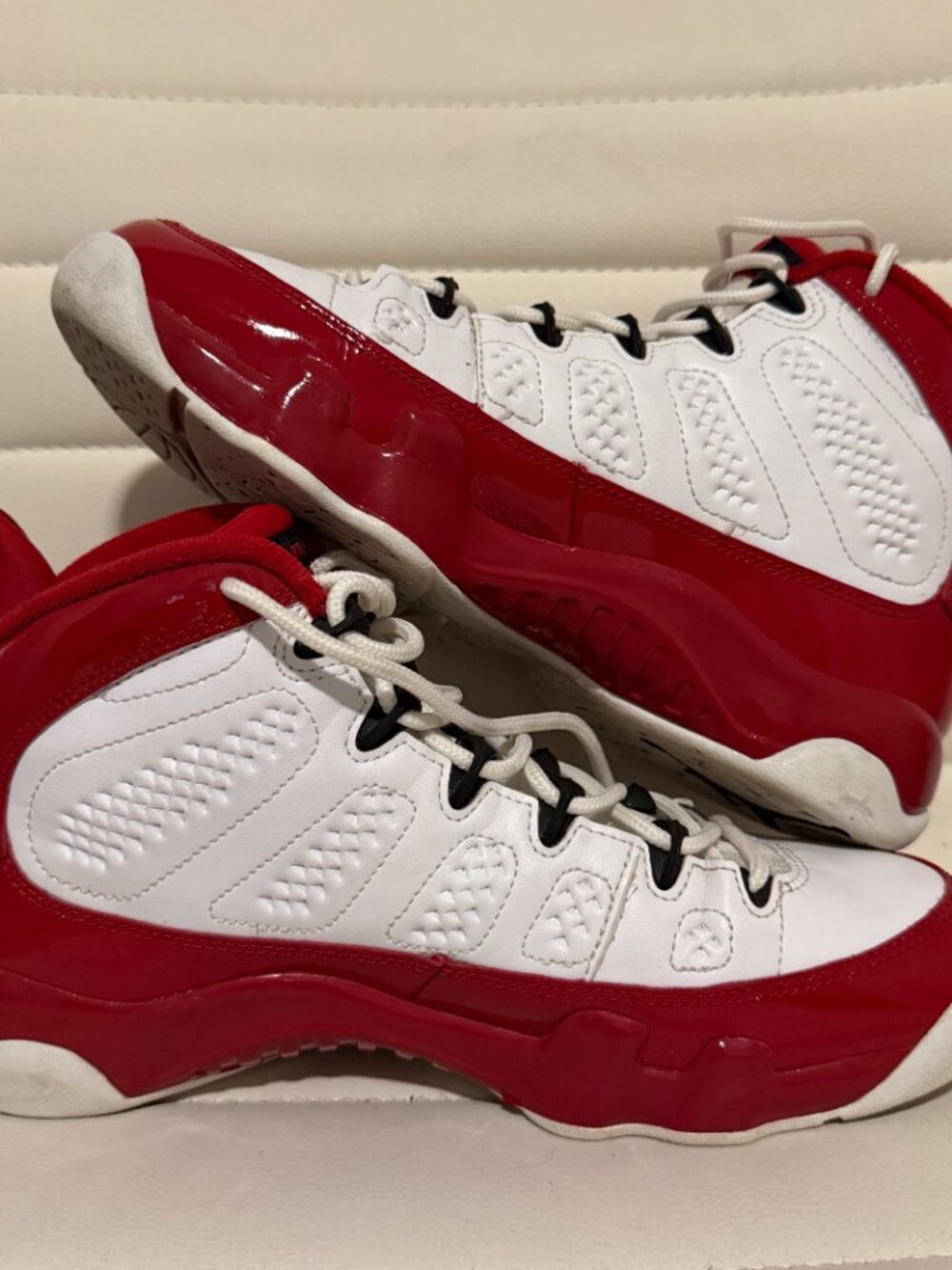 Air Jordan 9 Retro Gym Red White 2019 Youth Size 6.5Y 302359-160